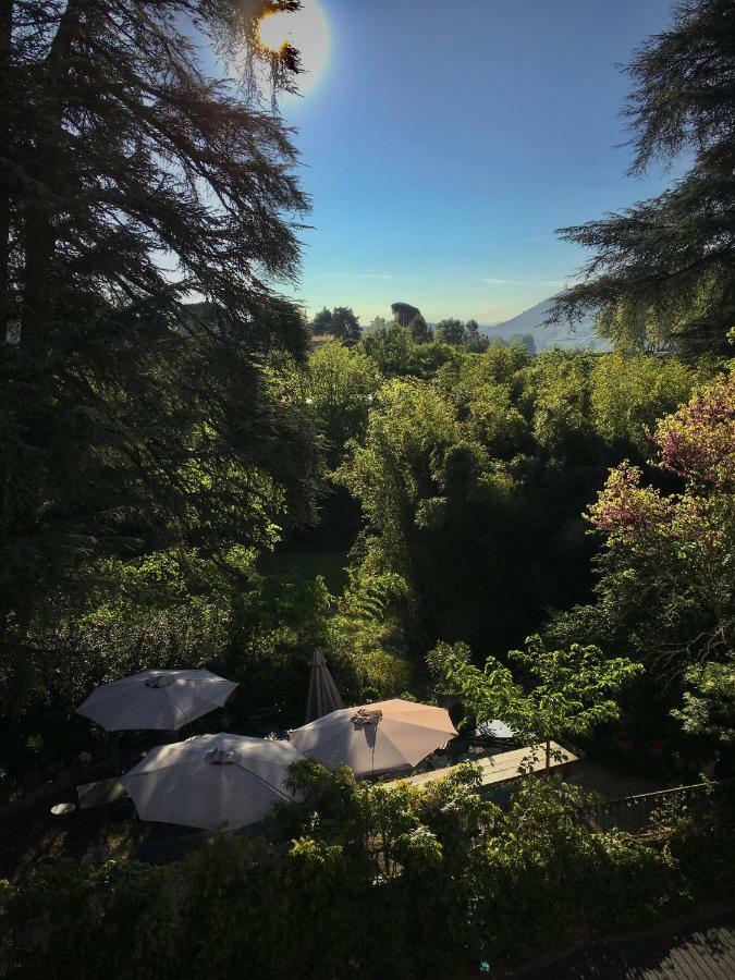 Domaine De L'Amiral Panzió Saint-Laurent-du-Pape Kültér fotó